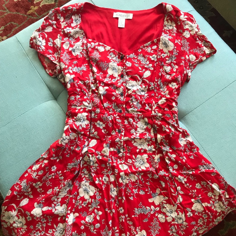 Forever 21 Floral Sweetheart Dress